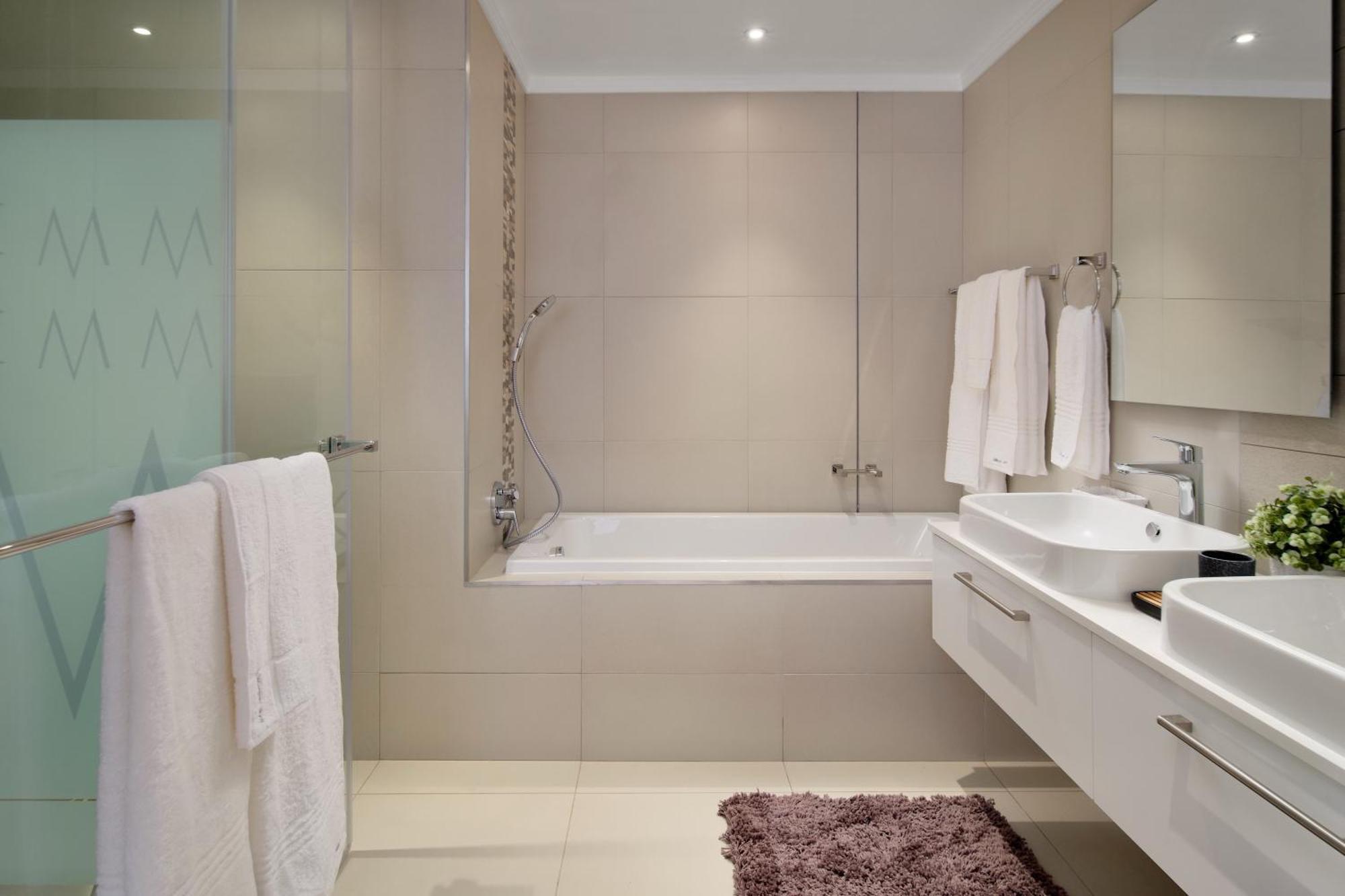 Sandton Apartment 15 West Road South Johannesburg Buitenkant foto